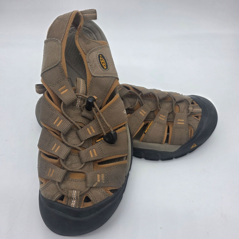 Keen Sandals Mens Size 10.5 Brown Waterproof Slip On Closed Toe Hiking Shoes
